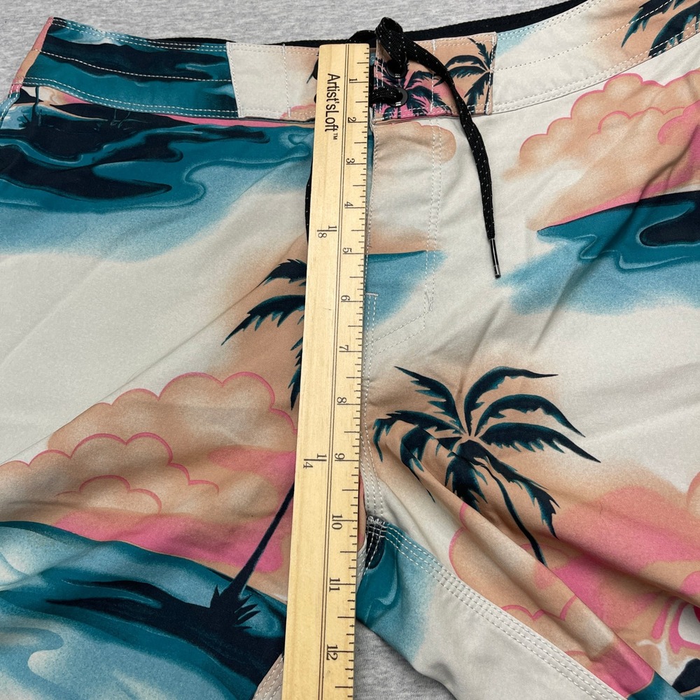 Billabong Board Shorts Mens 30 Tropical Palm Tree Sunset Multicolor EUC - Picture 9 of 9